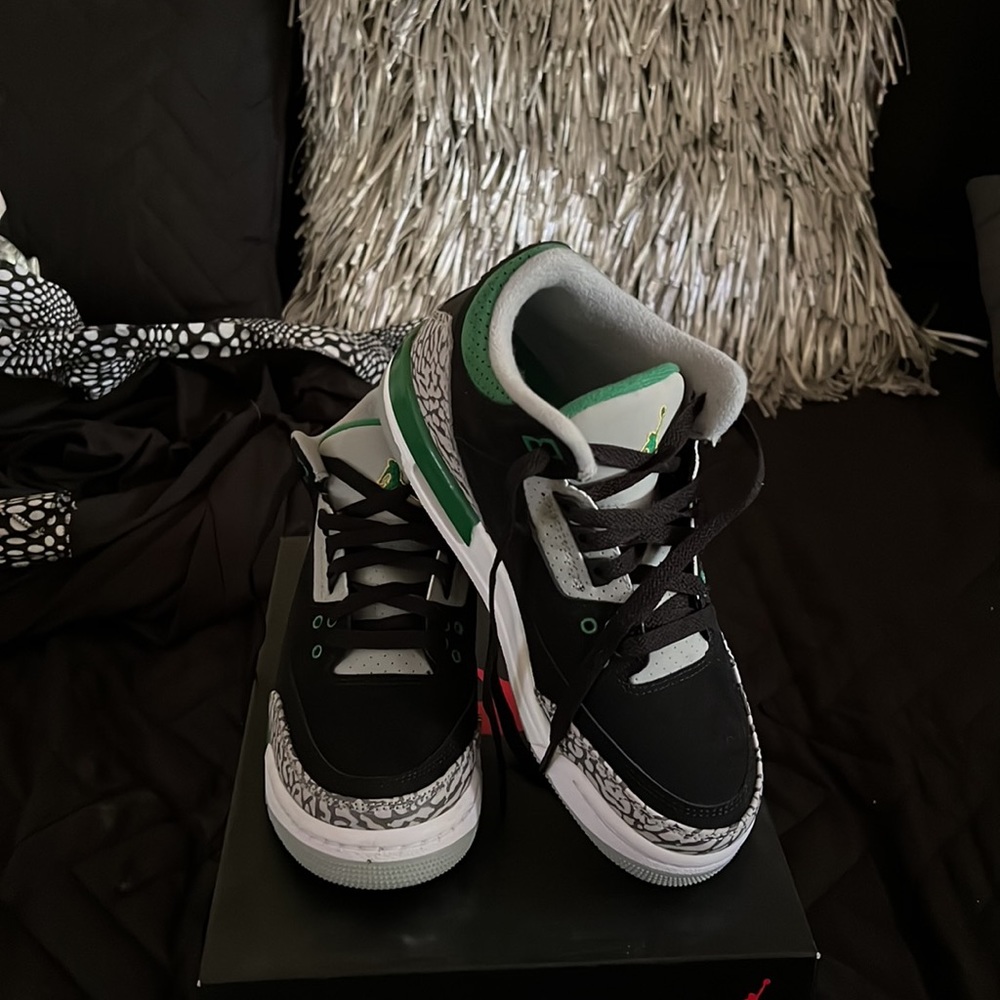 Jordan Retro 3 Pine Green